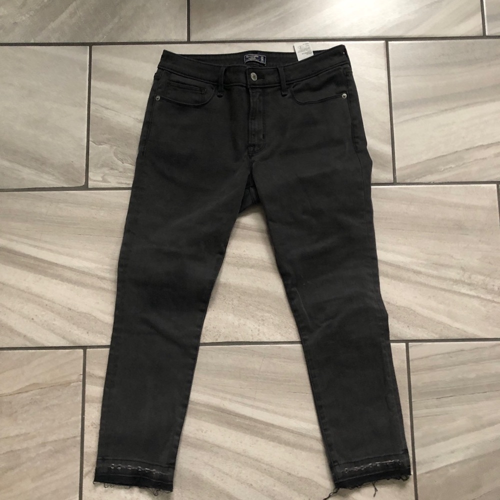 Abercrombie | 30 | Women’s Skinny Jean Super stretchy